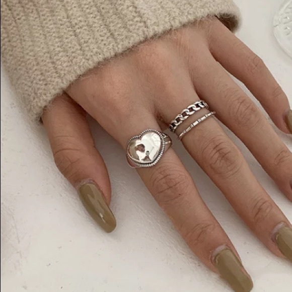 🤍Insta big heart sterling silver ring - Picture 6 of 6